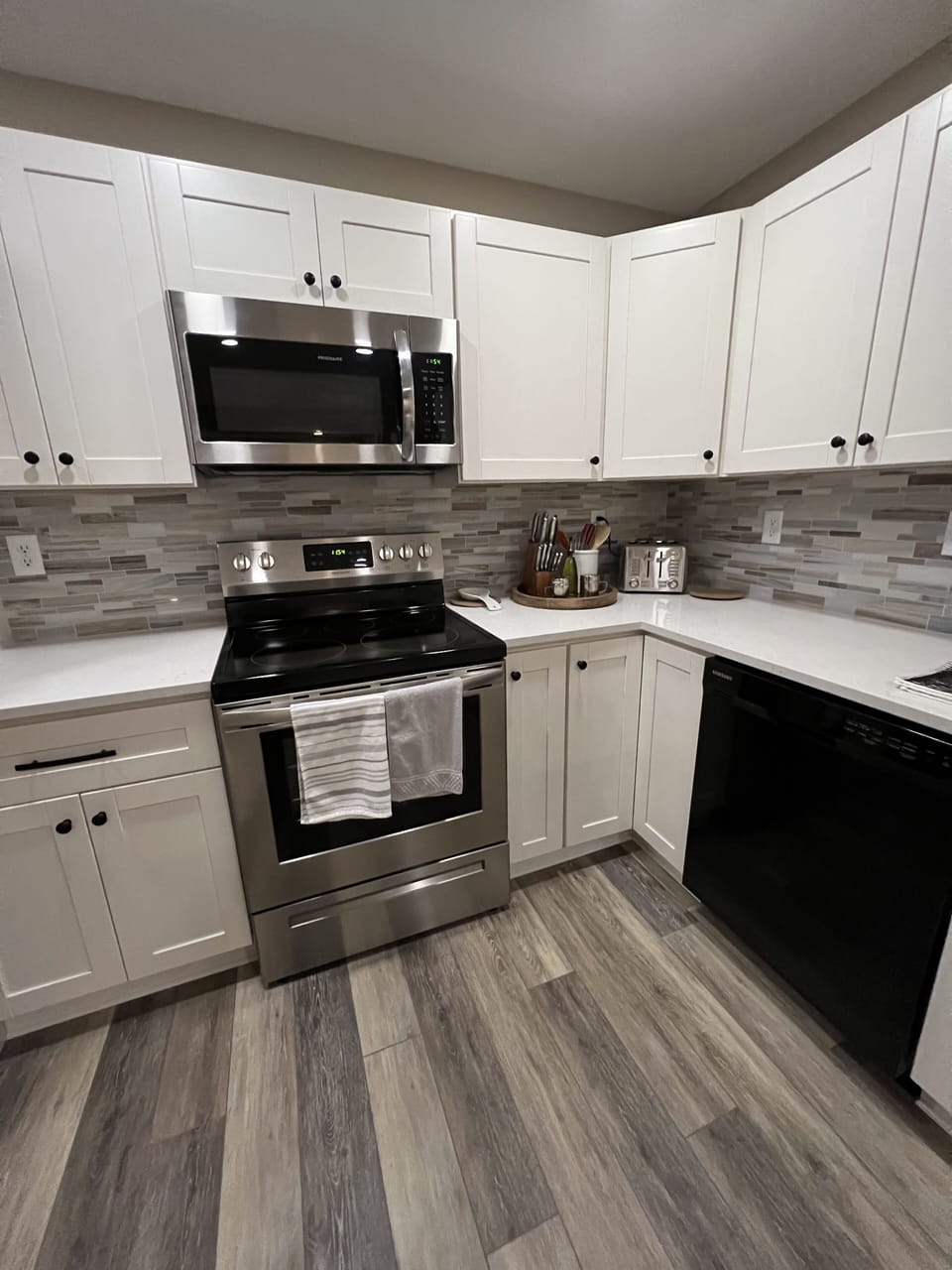 Beautiful large kitchen 