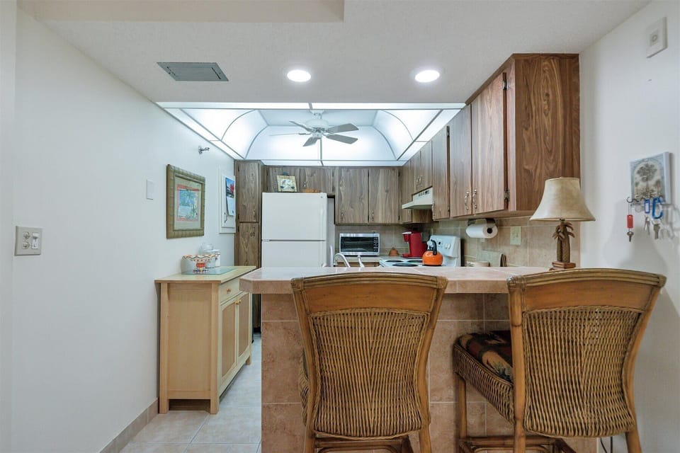 Breakfast bar
