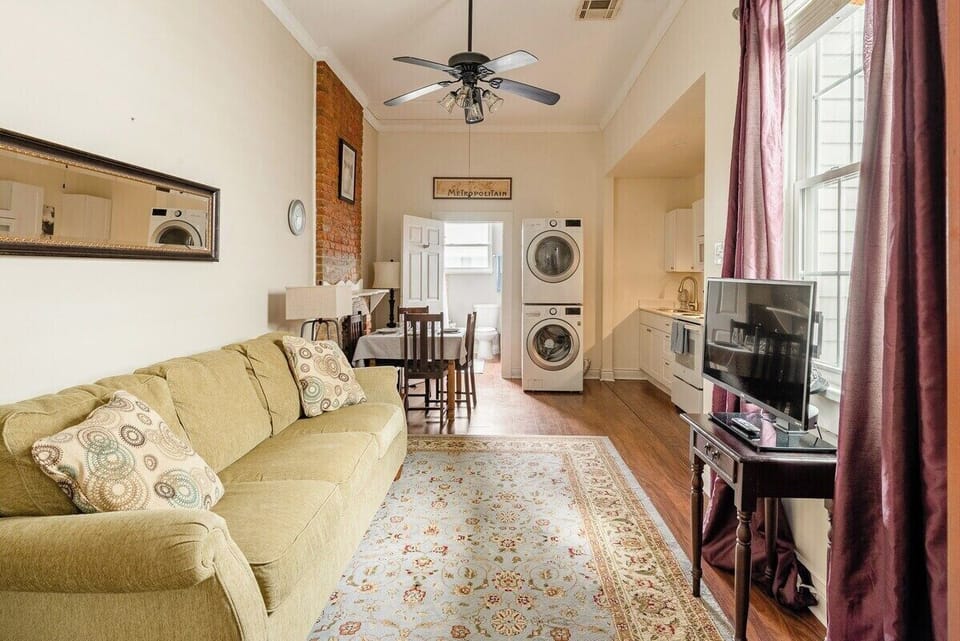 Living Room / Kitchen / Laundry