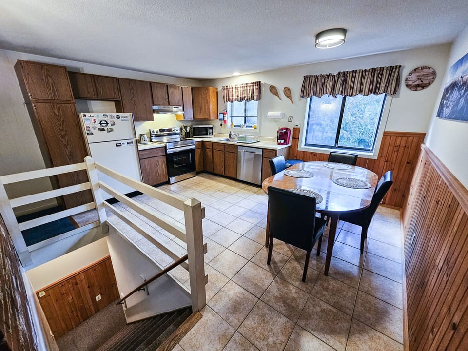 Kitchen and dining area