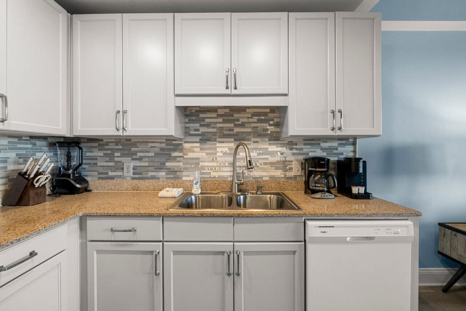 Well Equipped Kitchen!