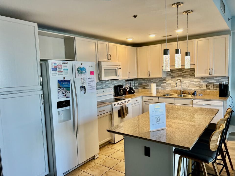Well Equipped Kitchen!