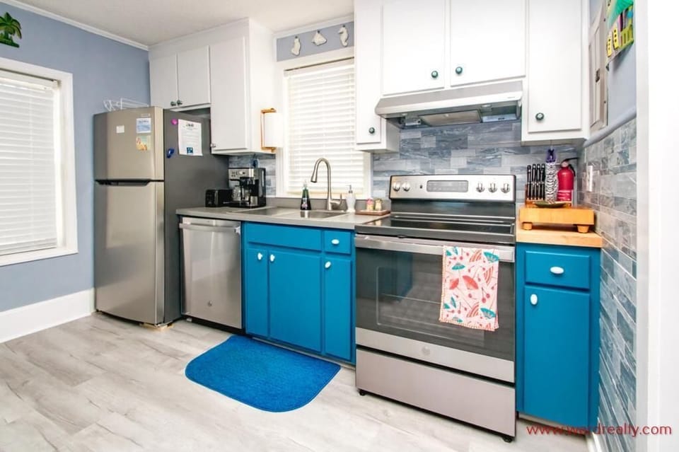 Kitchen II