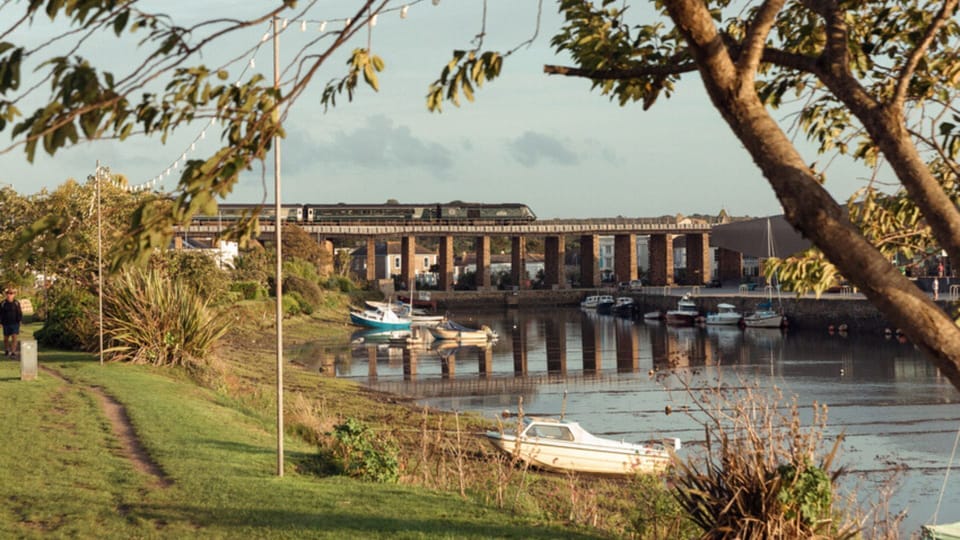 Hayle Riviere - Town
