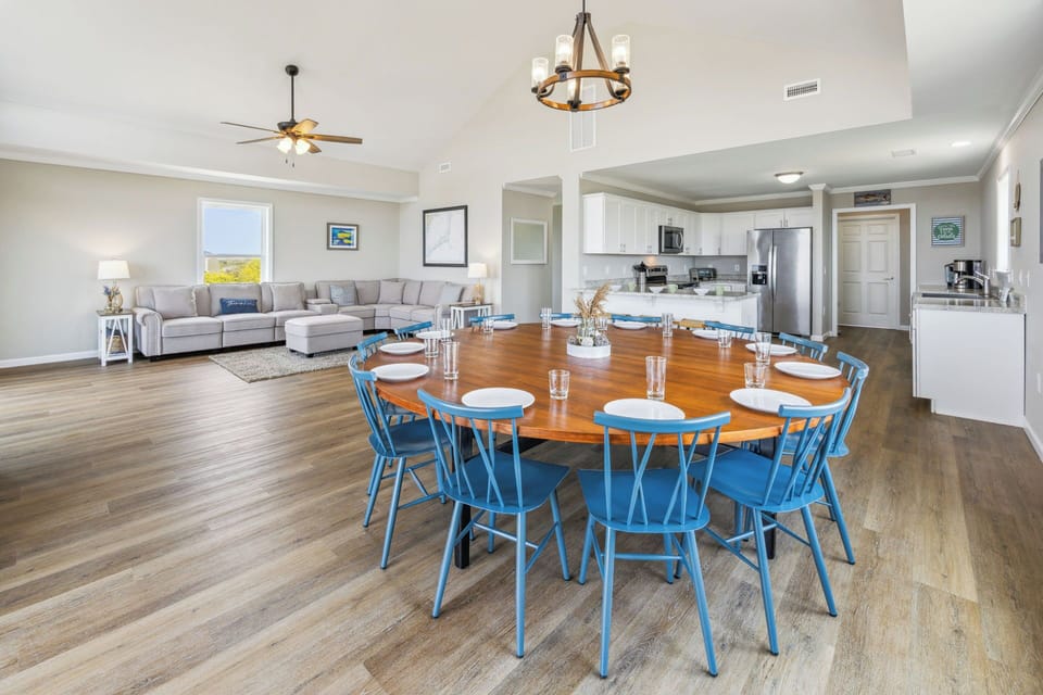 Surf or Sound Realty - 1043 - Sound Garden - Dining Area -3