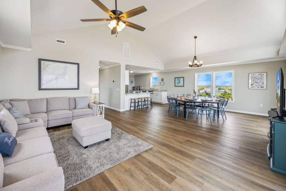 Surf or Sound Realty - 1043 - Sound Garden - Great Room  -3