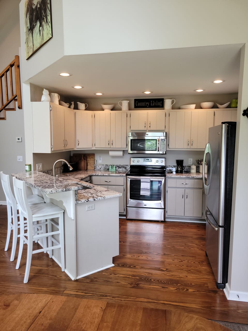 Full Kitchen 