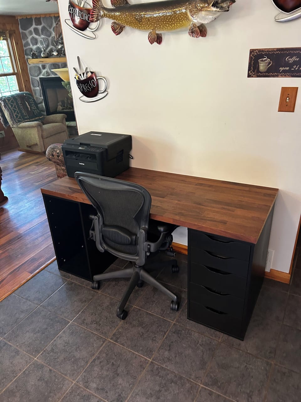 Work Station. Desk with Printer.  High Speed Fiber Optic WiFi.
