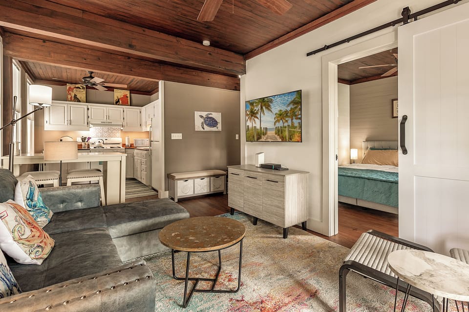Living / Dining Area