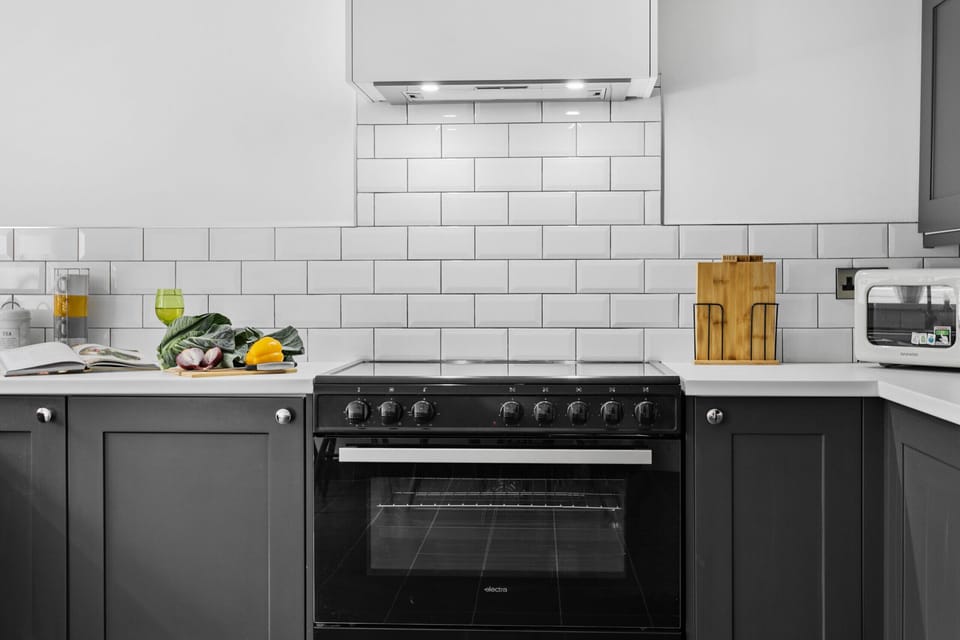 Fresh Escapes - Coombe Bank, Teignmouth, Sleeps 4