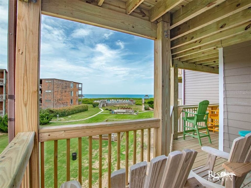 Front Deck 1