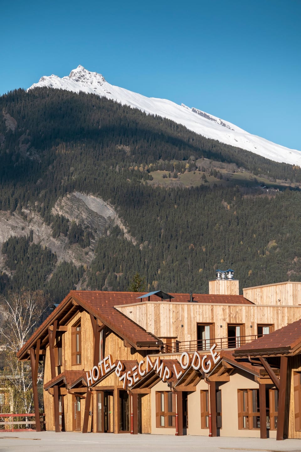 You’ll enjoy a relaxing vacation at this prime destination!