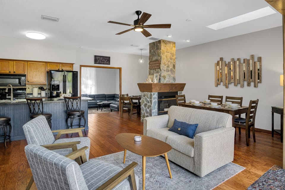 Open Kitchen Dining & Conversation Area