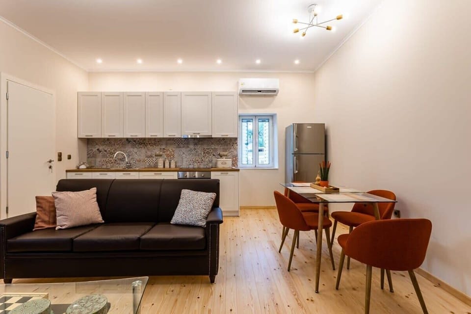 Lounge and Dining area