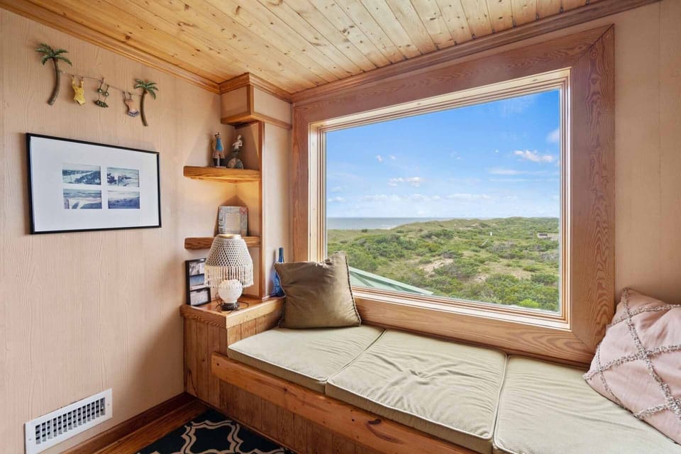 Surf-or-Sound-Realty-1050-One-Loft-2