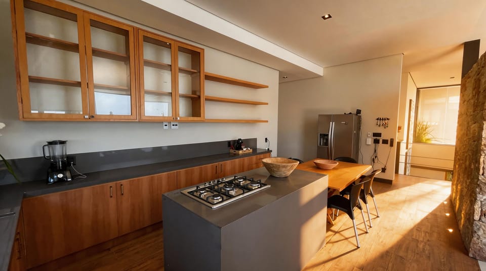 Kitchen or kitchenette