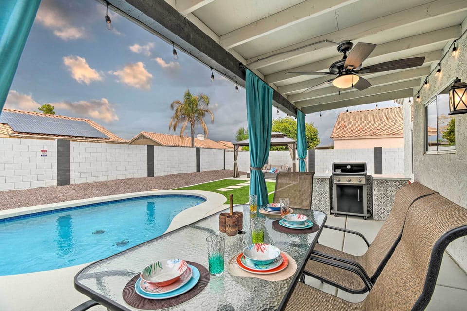 Peoria Vacation Rental | 4BR | 3BA | 1,919 Sq Ft | Stairs Required