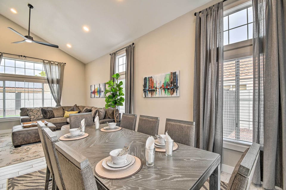 Dining Room | 1st Floor