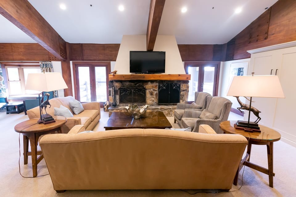 Couch, Furniture, Living Room, Room, Indoors