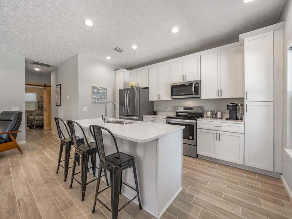 Fully equipped kitchen 