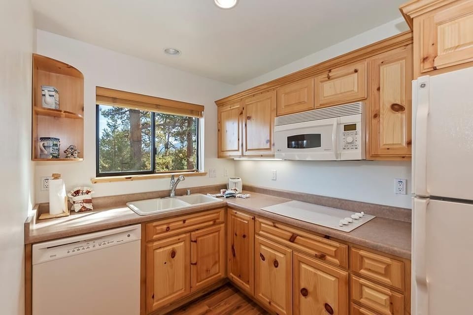 Second Kitchen Located in upstairs next to Primary