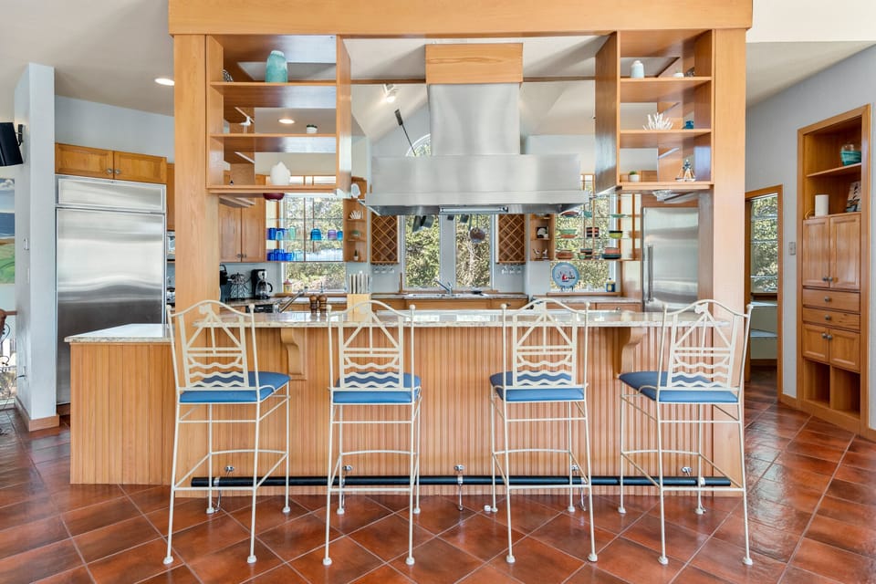 CC075: Sailors Cove | Mid Level Kitchen