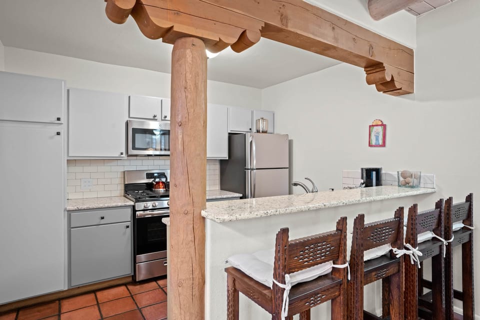 Unit 75 Kitchen/bar (downstairs)