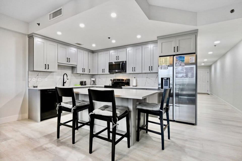 Well Equipped Kitchen!