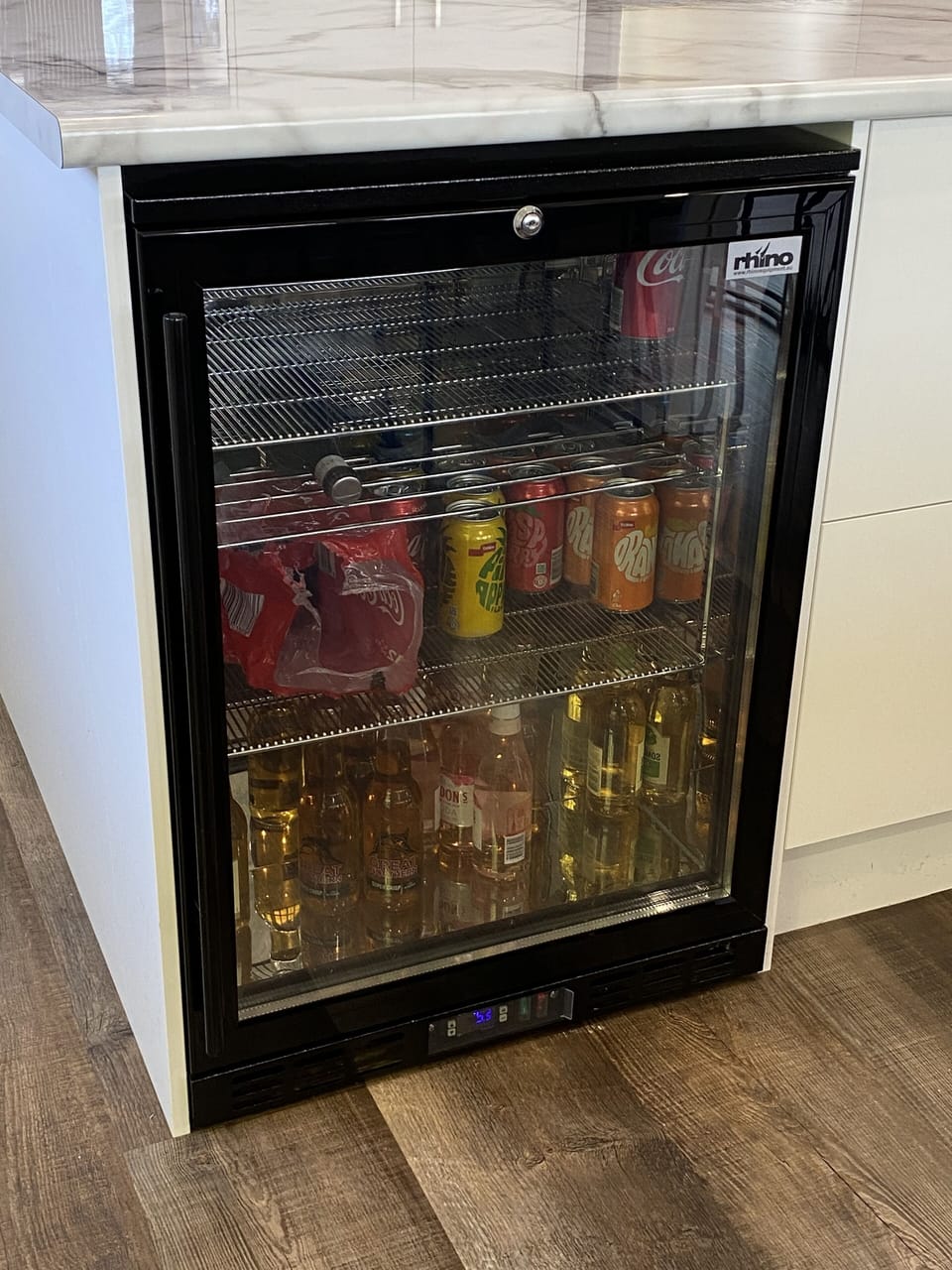 separate drinks fridge (drinks not included, sorry)