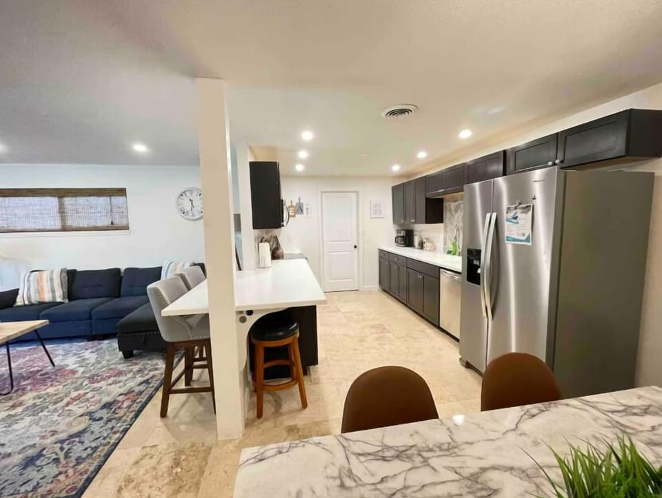 Kitchen and dining room area
