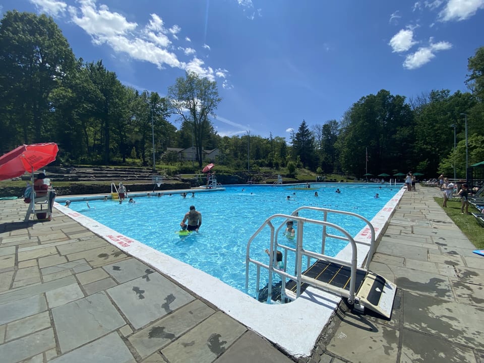 Community pool (open Memorial Day - Labor Day)