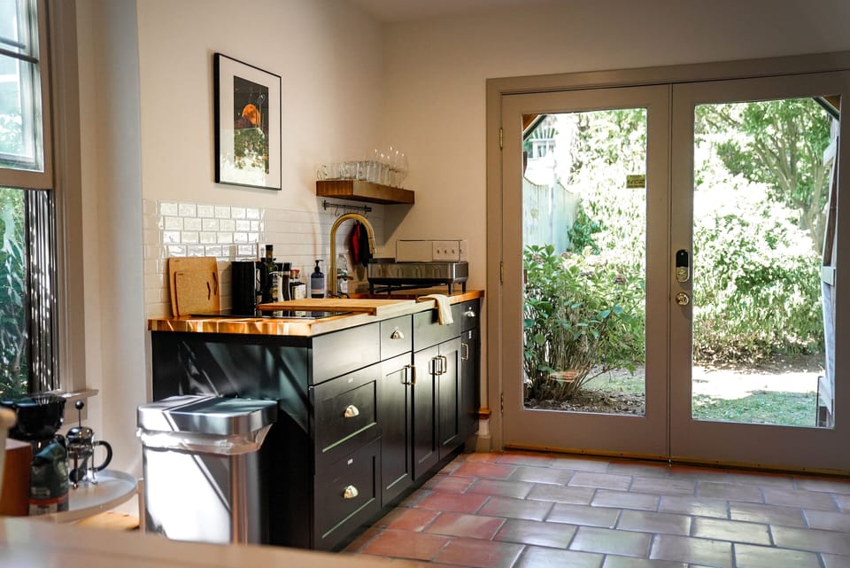 1ST FLOOR: Kitchenette also has basic ingredients (salt/pepper, olive oil, etc.)