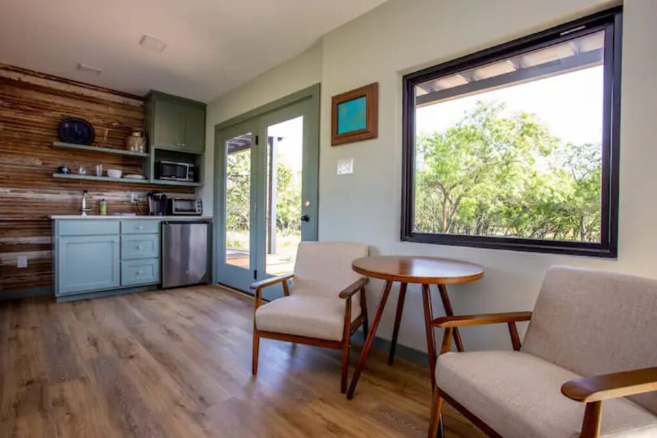 72256116-5d07-4d3e-80a6-2b878d0cfe9f