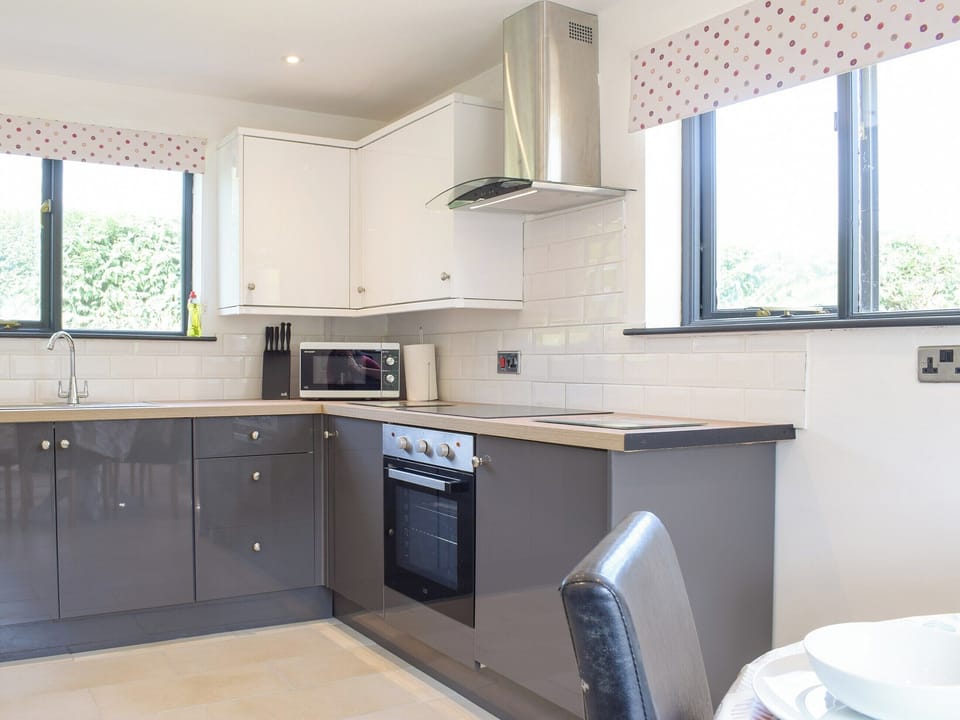Kitchen/diner | Hill View Lodge - Mill Farm Holiday Cottages, Heyope, near Knighton