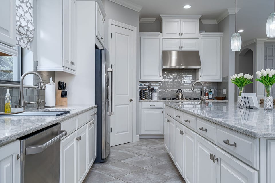 More than one cook can easier work in this kitchen!
