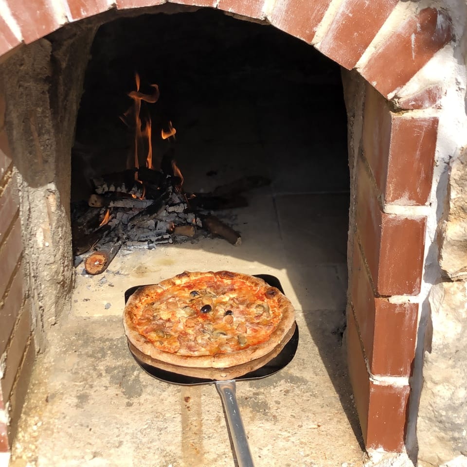 With our Le Rose hand picked cold pressed extra virgin olive oil drizzled on. 