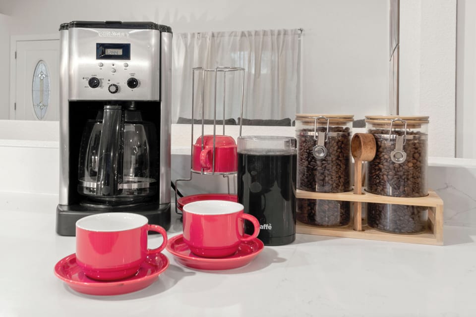 Included fresh coffee. Drip machine, Coffee bean grinder and French Press 
