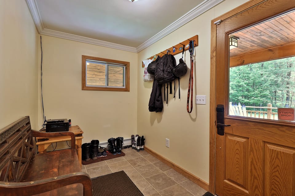 Mudroom entryway