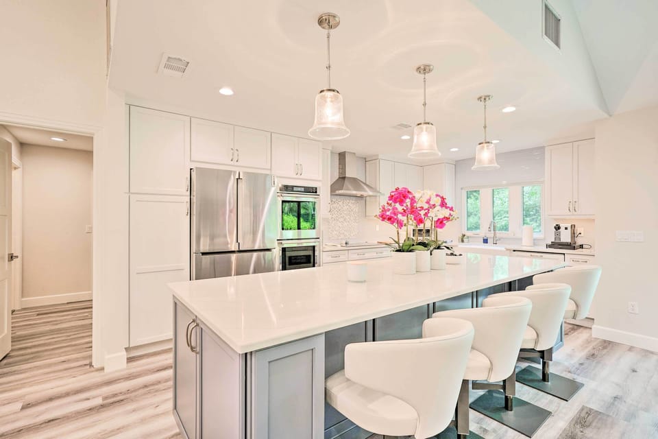 Kitchen | Espresso Machine | Pots & Pans | Toaster Oven | Coffee Grinder