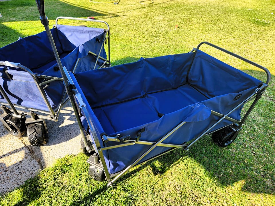 Beach trollies for hire.
Extra-large, fill it up with all your beach needs. Easy