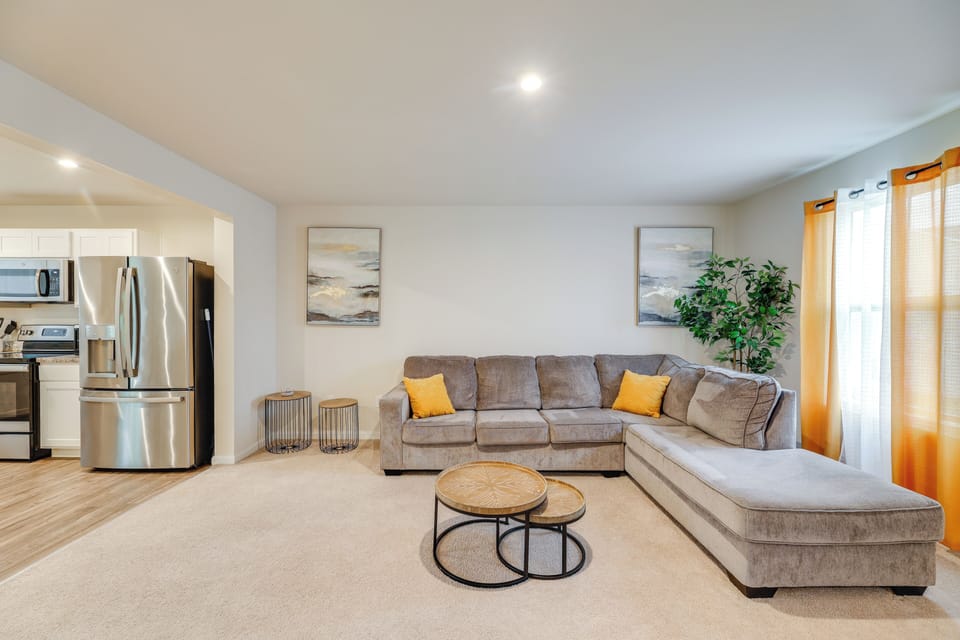 Milford Vacation Rental | 3BR | 2.5BA | 2 Steps Required for Access