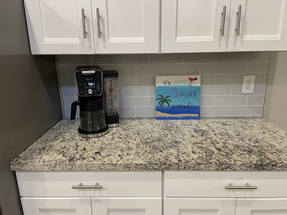 Coffee any way you want it with the Ninja Dual Brew coffee maker. 