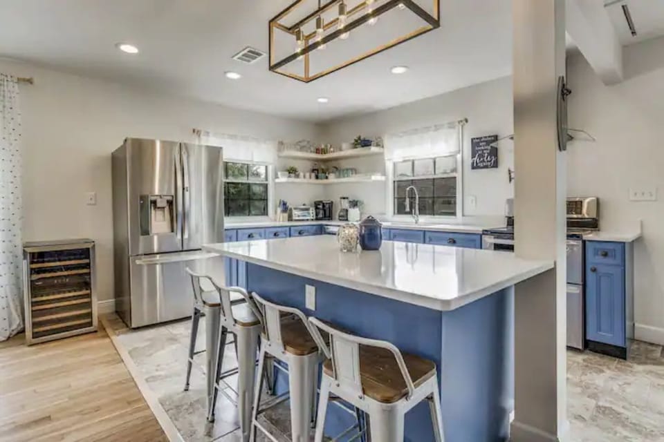Tons of counter space. Enjoy complimentary coffee and tea. 