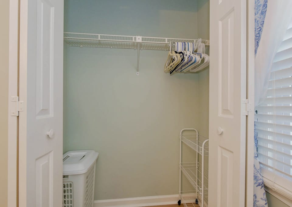 Bunk Bed Room Spacious Closet with Hangers