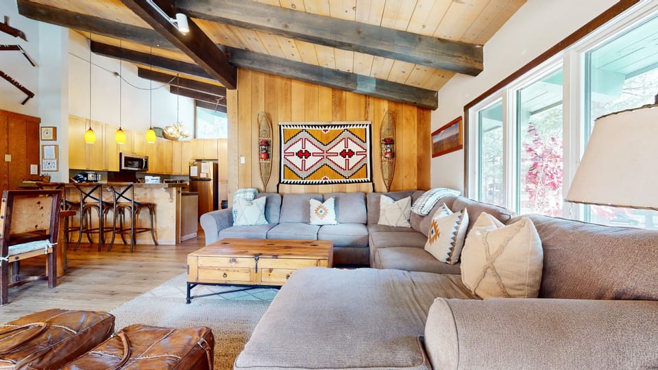 Indoors, Home Decor, Furniture, Table, Living Room
