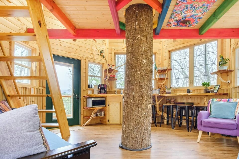 View when you enter in the front door