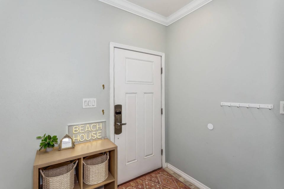 Beach House! Yes, please!