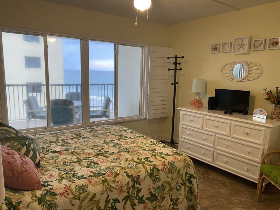 Great ocean view from the second bedroom