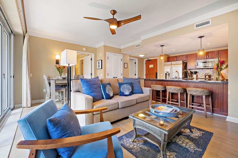 LIVING ROOM, DINNING ROOM, KITCHEN COUNTER / COUNTER CHAIRS,  NEW QUEEN SOFA BED
