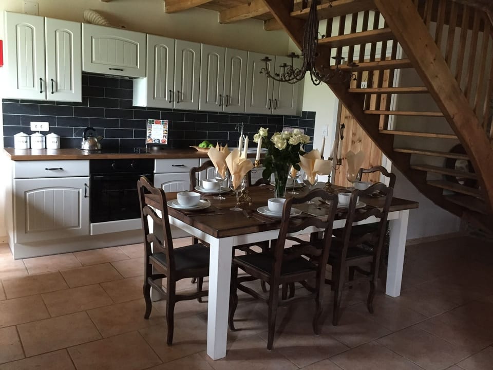 Dining area. 